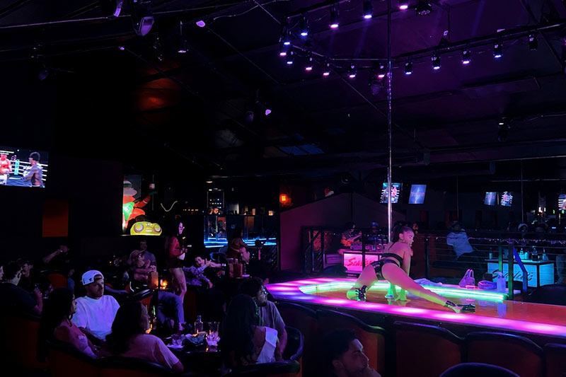 Scarletts San Antonio Stage